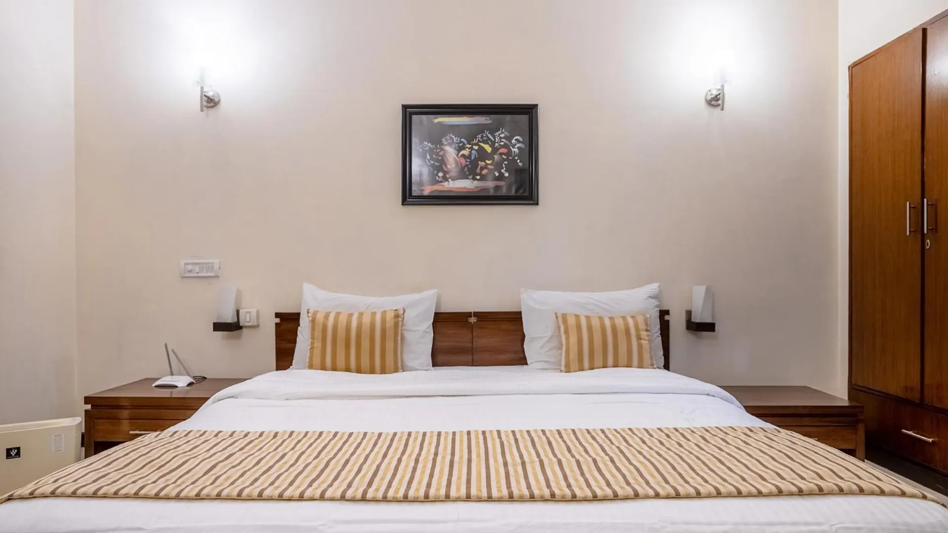 Enkay 1 Bhk Hotel Gurgaon India
