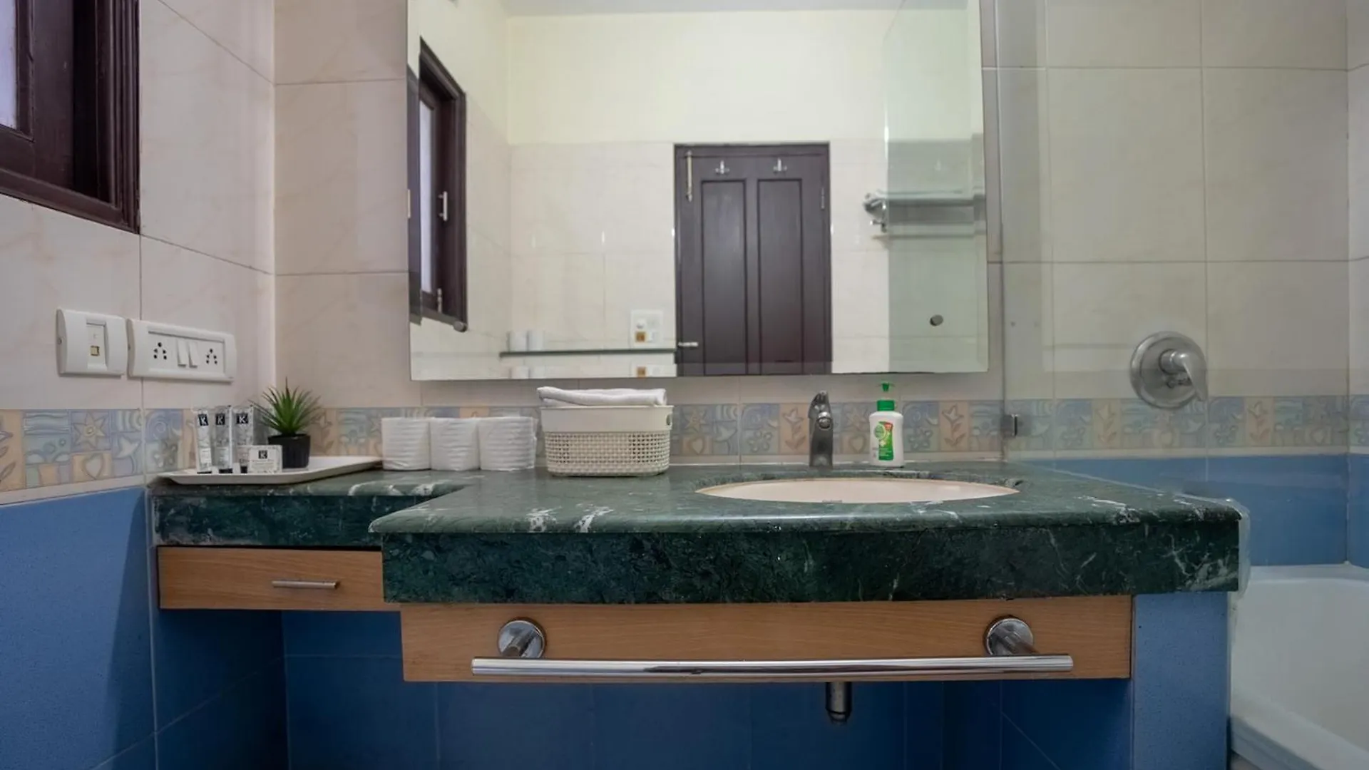 Enkay 1 Bhk Hotel Gurgaon